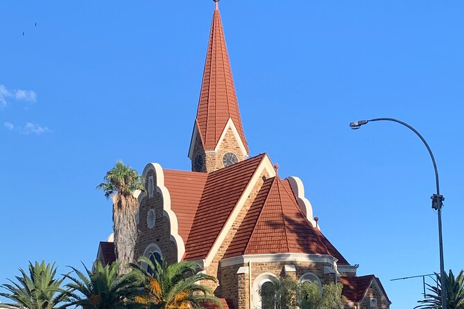 Explore City Your - Parliament Gardens and the path to independence