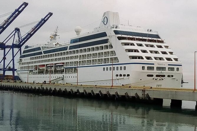 Sandwich Harbour Scenic Excursion - Design for the Cruise Ships - From Walvis Bay’s waterfront to the desert edge