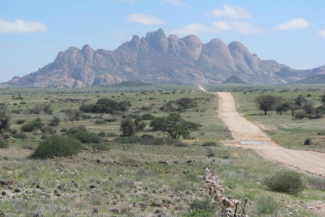 Spitzkoppe - Day Tour to the Spitzkoppe Mountain from Swakopmund - Stopping at roadside stalls for Namibian stones