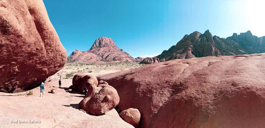 Spitzkoppe : via Zeila Shipwreck - The Atlantic road, lichen fields, and the Zeila shipwreck