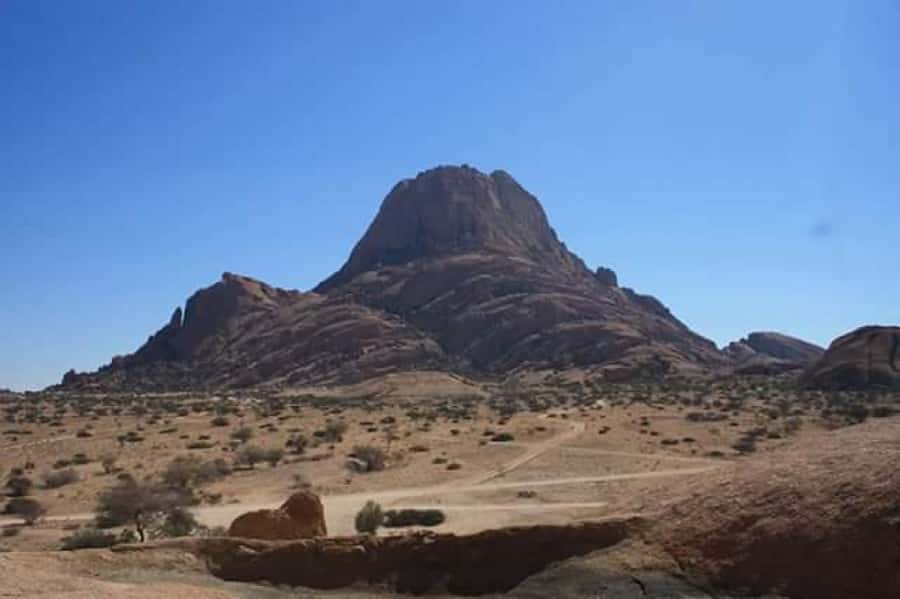 Spitzkoppe : via Zeila Shipwreck - The return through Usakos