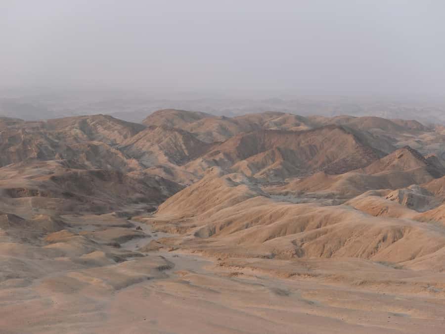 Swakopmund: Moonlandscape Picnic & Stargazing - Sunset picnic with the desert as your table