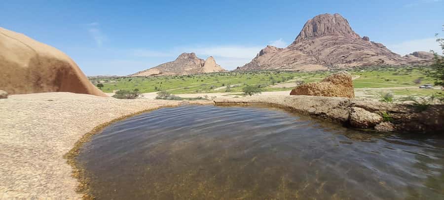 Swakopmund: Spitzkoppe Day Tour with Hotel Pickup - Four hours at Spitzkoppe is the heart of the day