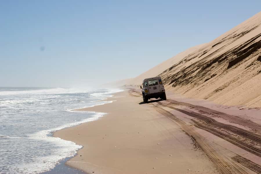 Walvis Bay: 4x4 Desert Excursion to Sandwich Harbour Bay - Driving the beach between dunes and ocean