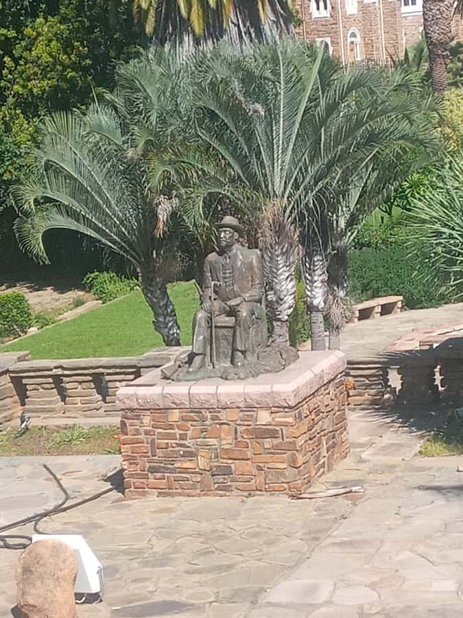 Windhoek: Katutura Township and City Walking Tour - Independence Memorial Museum and the Genocide Memorial Monument